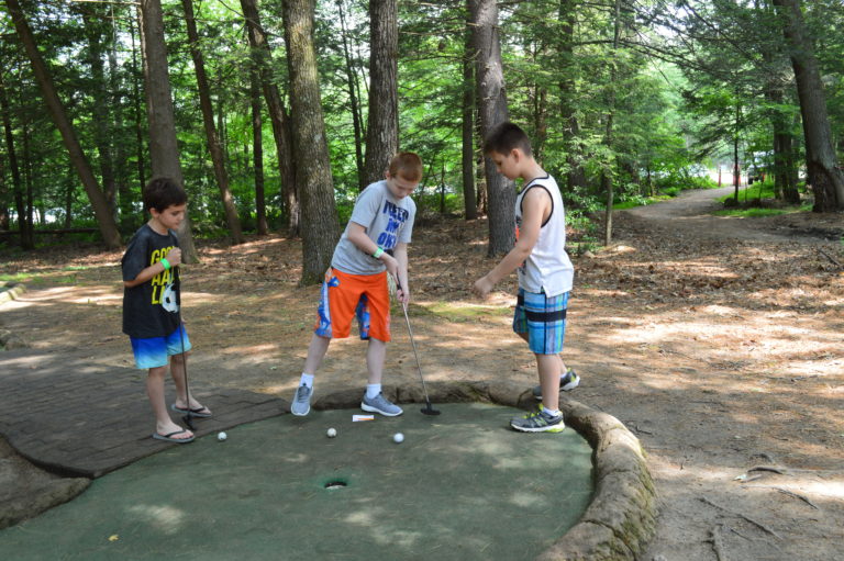 Wycieczka do High Meadow Resort w North Granby, CT 2 czerwca 2018